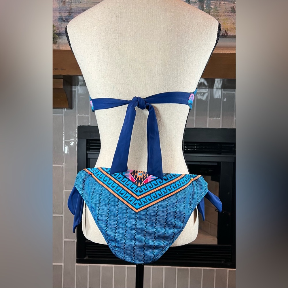 Hurley Bandeau Bikini Logo Aztec Pattern Size Small - Picture 5 of 7